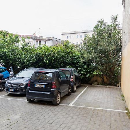 ナポリExclusive Parking Flat X 4 Near Metro 1 Salvator Rosaアパートメント エクステリア 写真